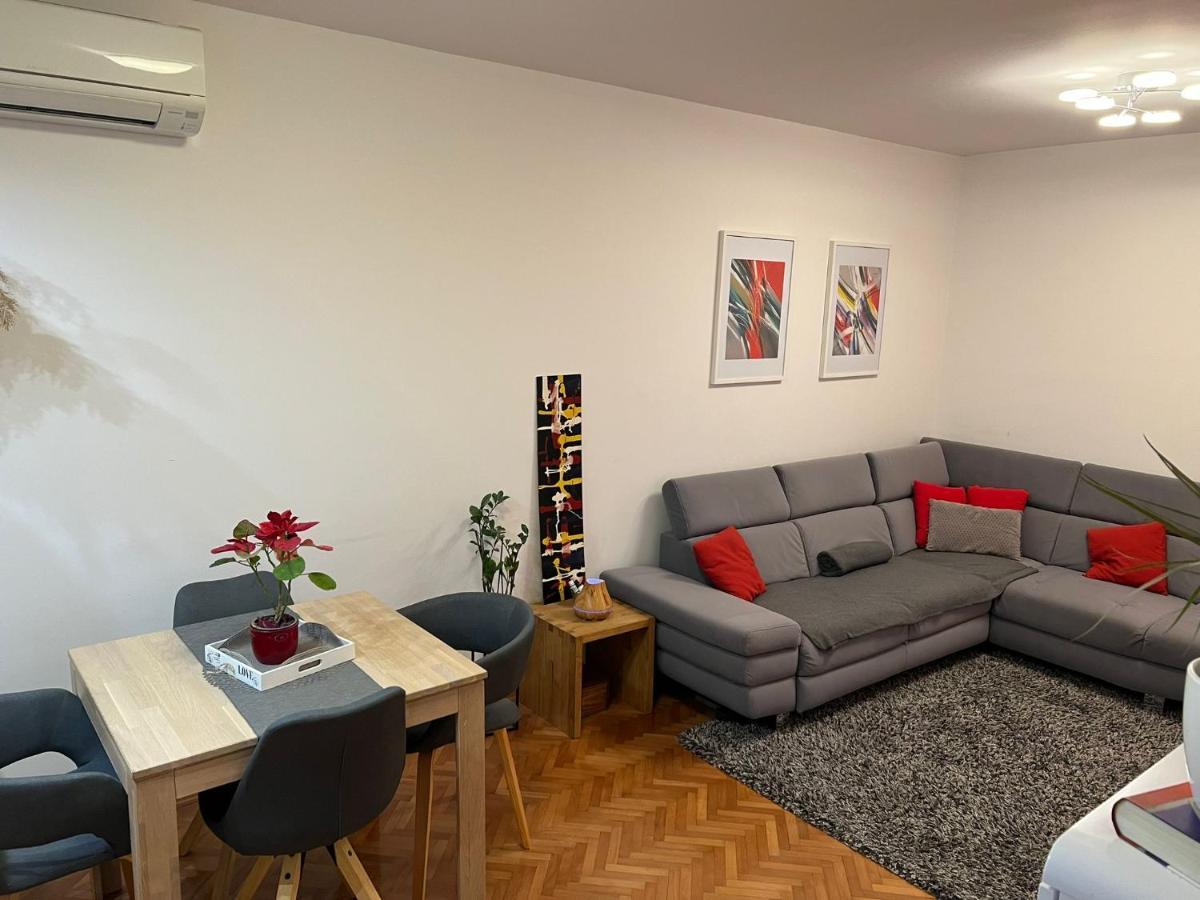 Mm Split Apartment - 5 Min By Car To The Beach & City Center - Free Public Parking Esterno foto
