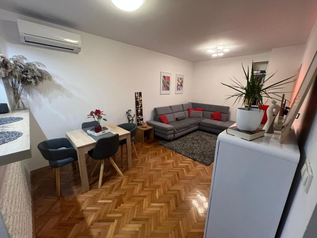 Mm Split Apartment - 5 Min By Car To The Beach & City Center - Free Public Parking Esterno foto