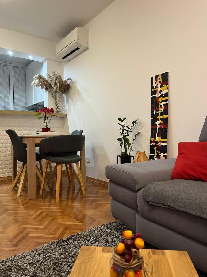 Mm Split Apartment - 5 Min By Car To The Beach & City Center - Free Public Parking Esterno foto