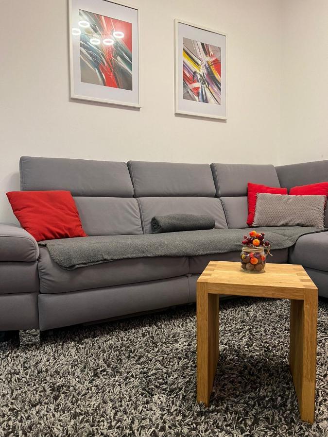 Mm Split Apartment - 5 Min By Car To The Beach & City Center - Free Public Parking Esterno foto