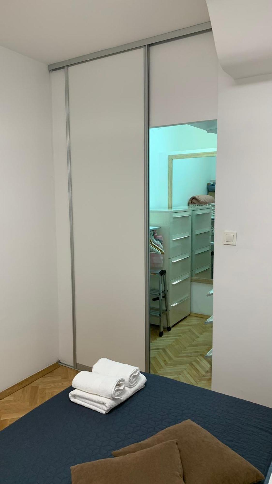 Mm Split Apartment - 5 Min By Car To The Beach & City Center - Free Public Parking Esterno foto