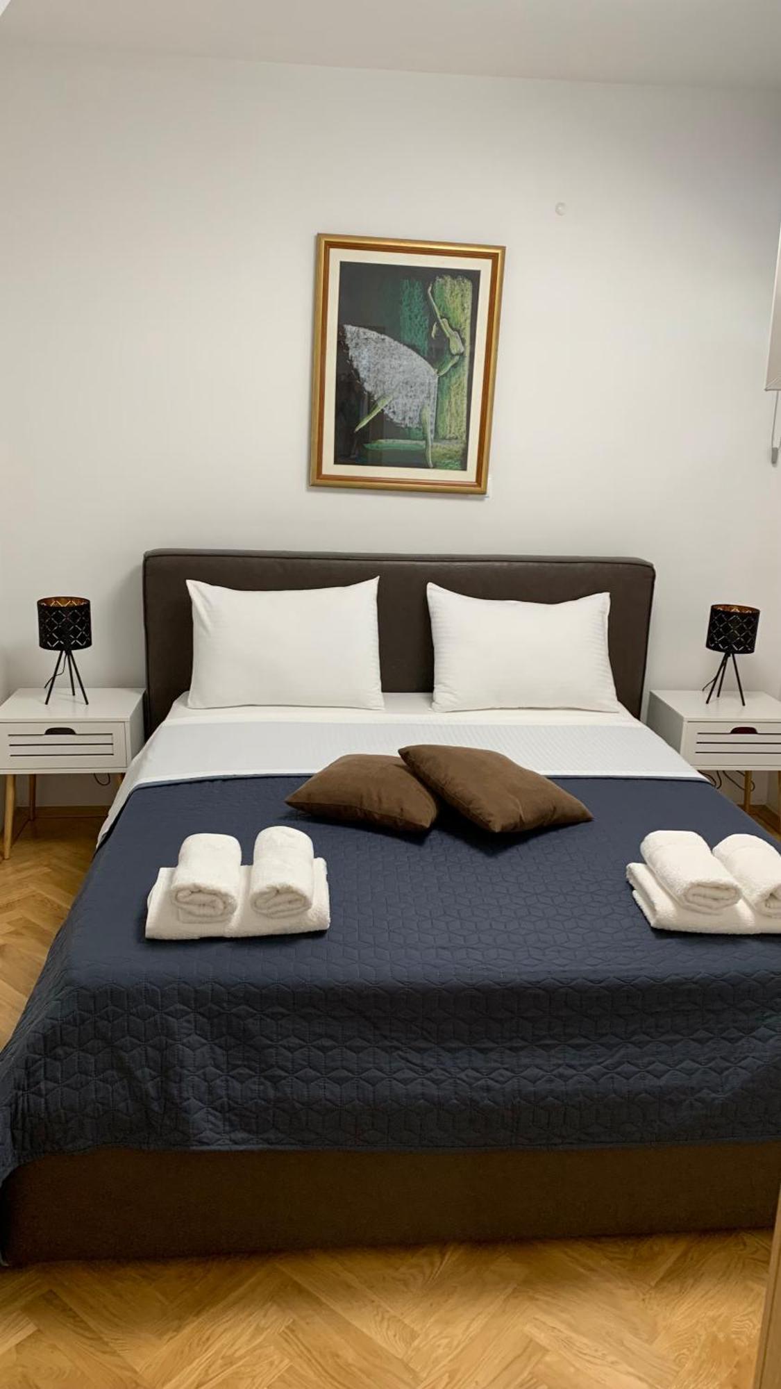 Mm Split Apartment - 5 Min By Car To The Beach & City Center - Free Public Parking Esterno foto